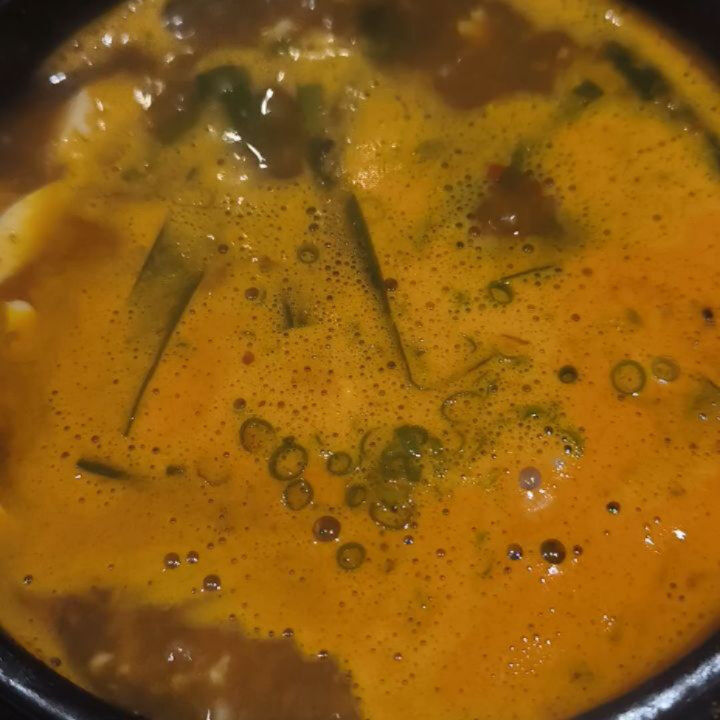 天六、天満でお昼からワインと韓国料理はどうですか?